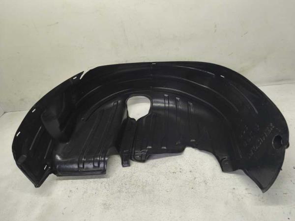 PARE BOUE/ COQUILLE DE AILE ARRIERE DROIT VW - Vue 1